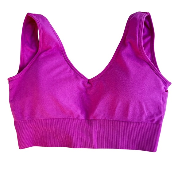 NVGTN Bubble Gum Pink Elevate Seamless Bra Size medium hot magenta padded - Picture 2 of 6